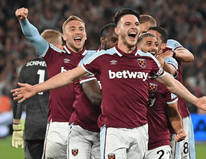 日薄西山！克莱12投仅2中拿到6分 三分8中2