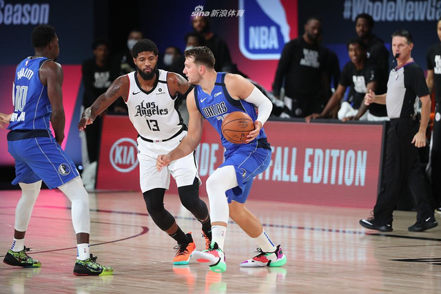 在这样的背 在这样的背