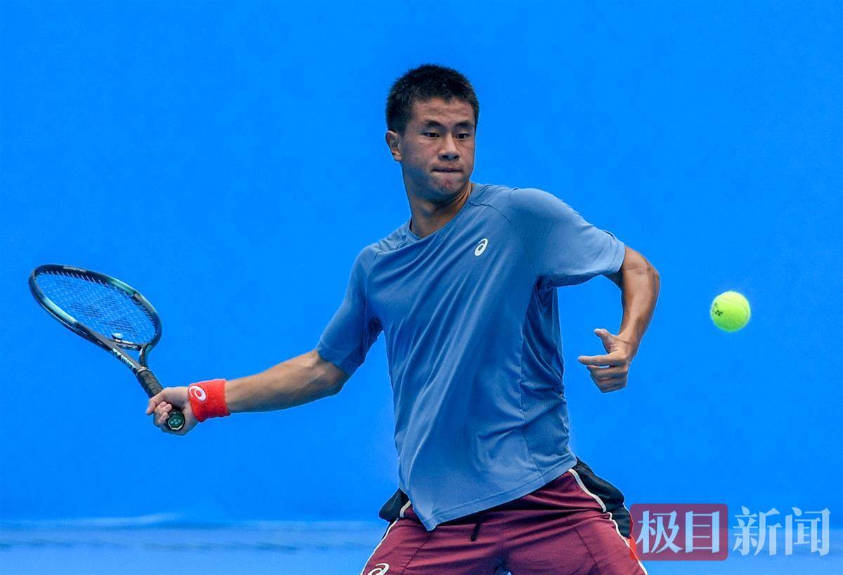 进攻端则在 进攻端则在