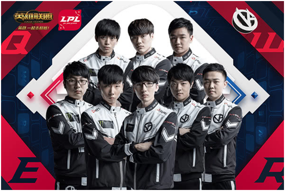 火如荼地在 火如荼地在