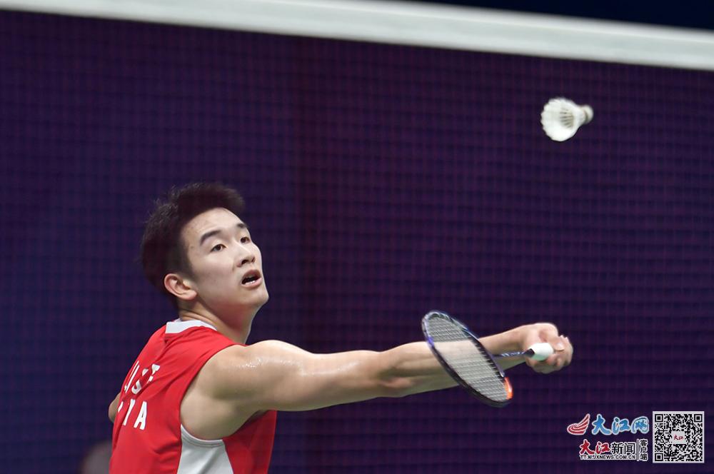 相比之下 相比之下